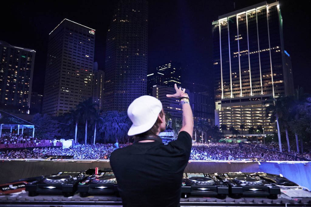 avicii at umf15
